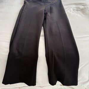 Avenue Montaigne pull up black flare pants